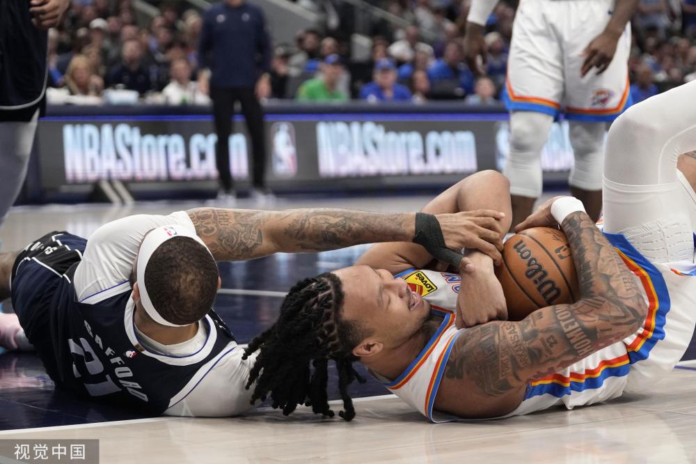 中场区域是 中场区域是