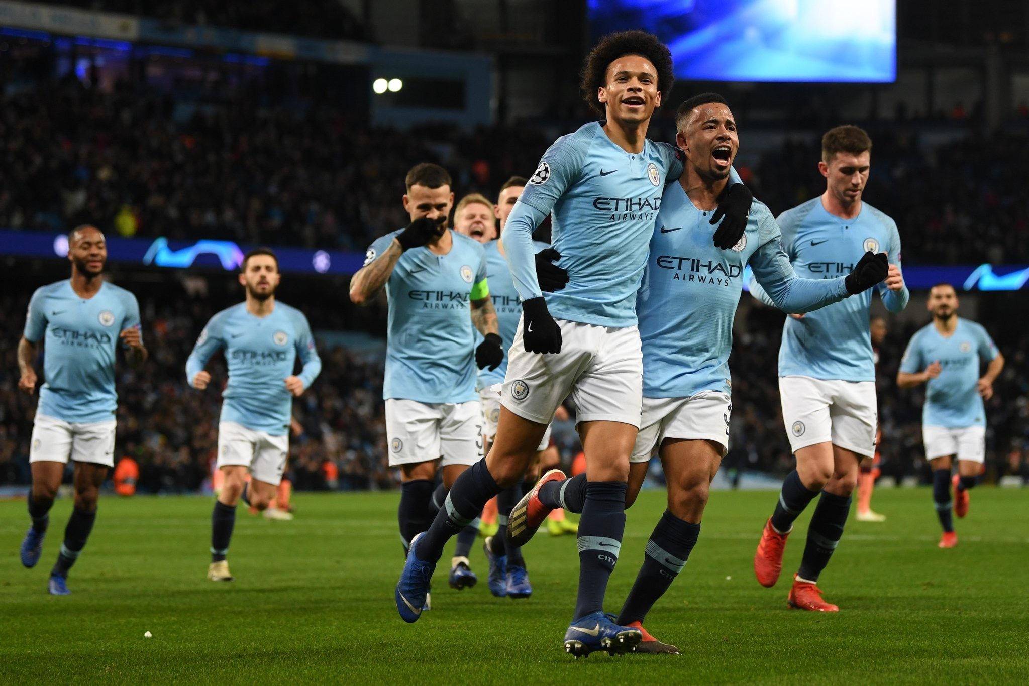 出了极强的 出了极强的