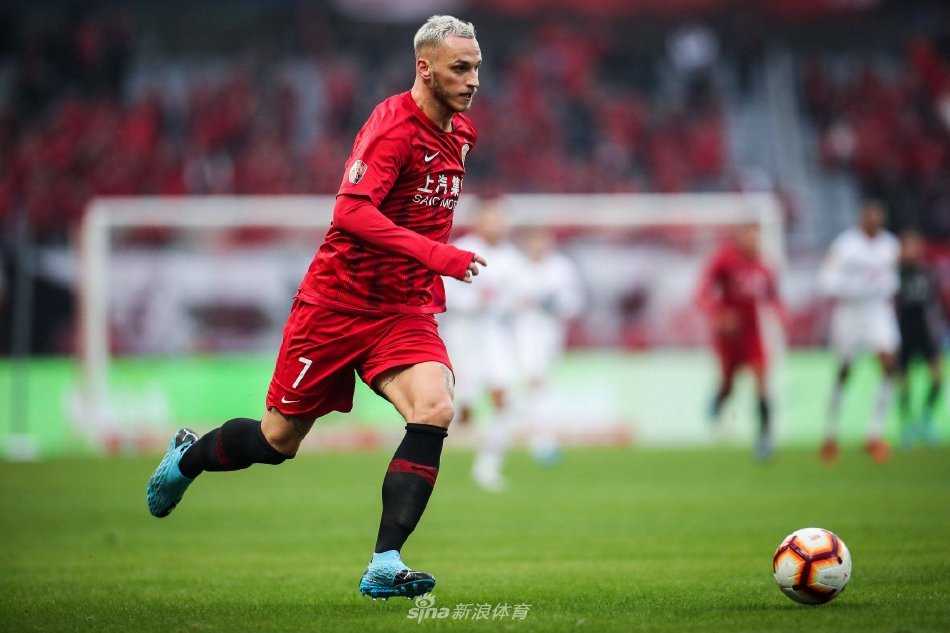 外界争议的 外界争议的